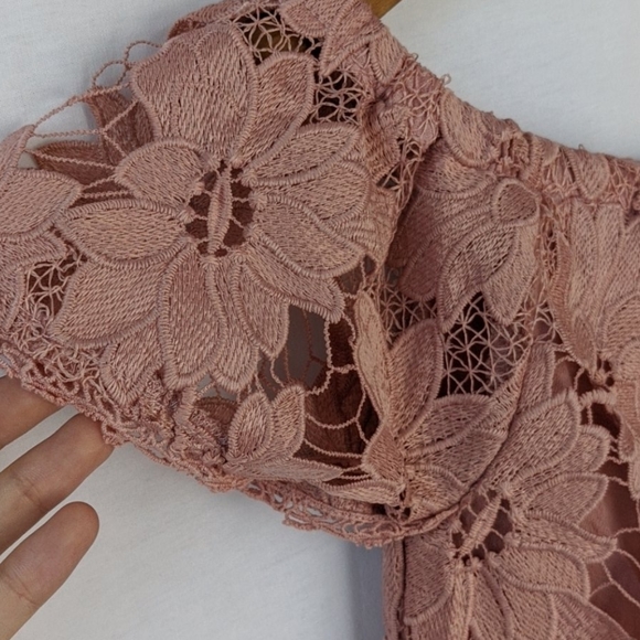 Kendall & Kylie Pink Floral Lace Top, sz: S - Picture 6 of 9